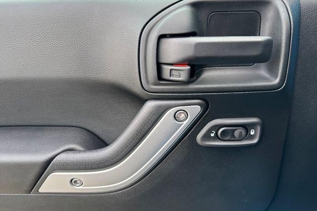 2018 Jeep Wrangler JK Sahara