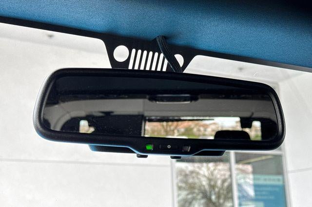 2018 Jeep Wrangler JK Sahara