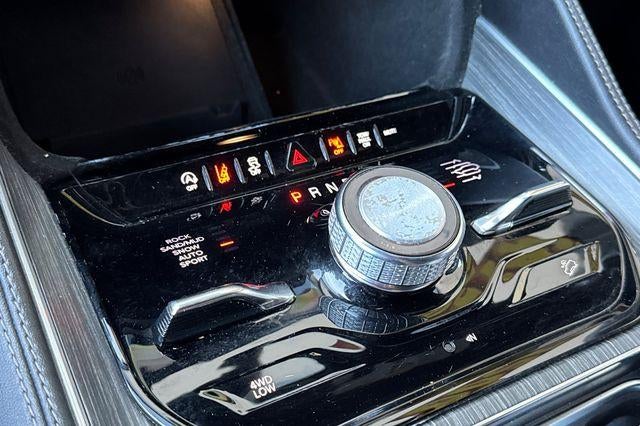 2023 Jeep Wagoneer L Series III