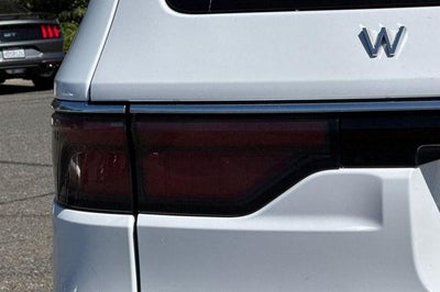 2023 Jeep Wagoneer L Series III