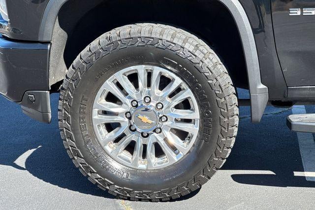 2022 Chevrolet Silverado 3500 HD High Country