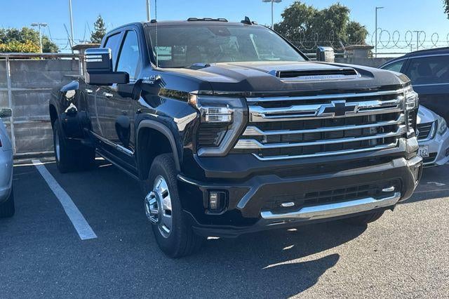 2024 Chevrolet Silverado 3500 HD High Country DRW