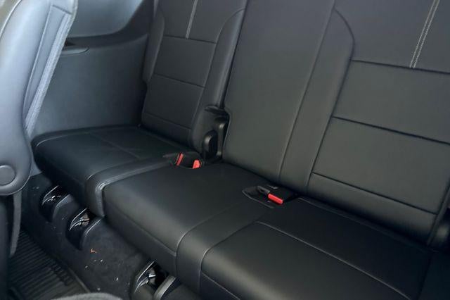 2026 GMC Acadia Elevation - Photo 17