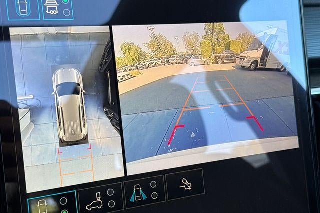 2026 GMC Acadia Elevation - Photo 25