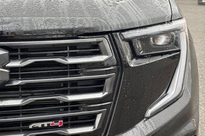 2024 GMC Acadia AT4