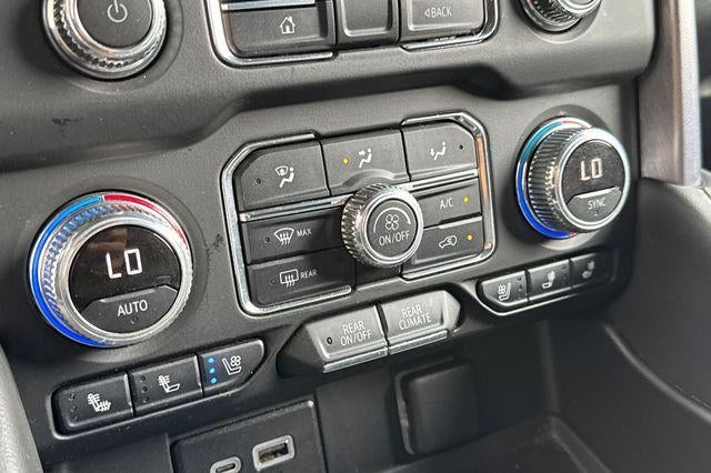 2024 GMC Yukon XL SLT