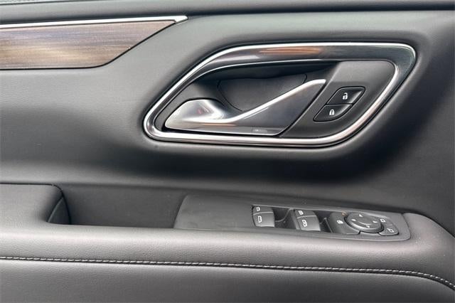 2023 GMC Yukon XL SLE