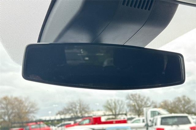 2023 GMC Yukon XL SLE