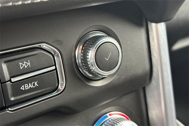 2023 GMC Yukon XL SLE