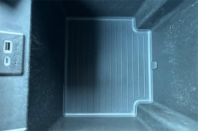 2023 GMC Yukon XL SLE