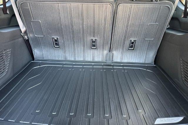 2027 GMC Yukon XL Elevation