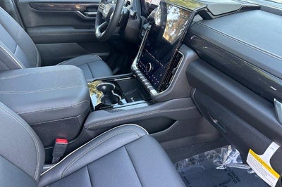2027 GMC Yukon XL Elevation