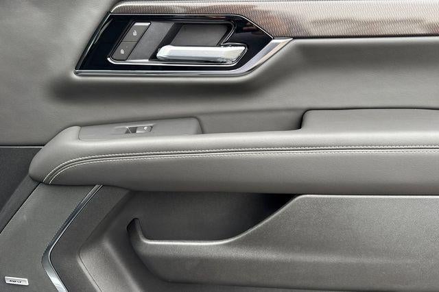 2025 GMC Yukon XL Elevation