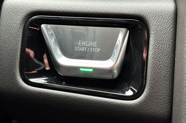 2025 GMC Yukon XL Elevation