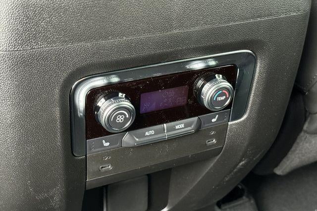 2025 GMC Yukon XL Elevation