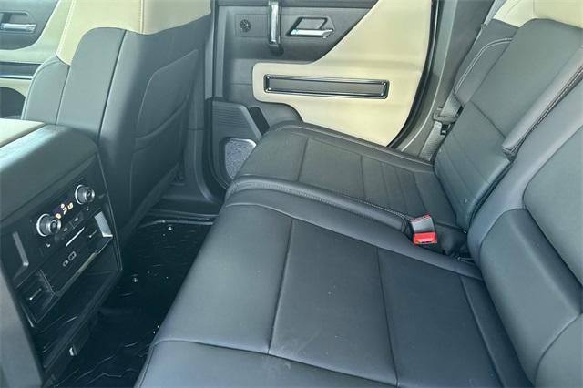 2026 GMC HUMMER EV SUV 2X