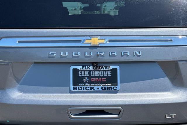2022 Chevrolet Suburban LT