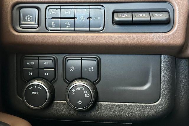 2021 Chevrolet Suburban High Country