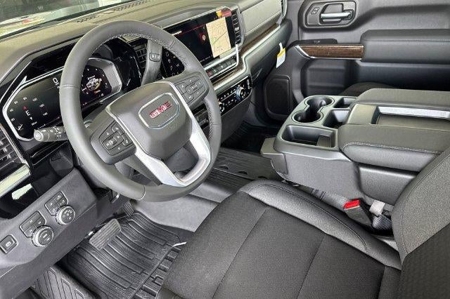2026 GMC Sierra 3500 HD SLE DRW