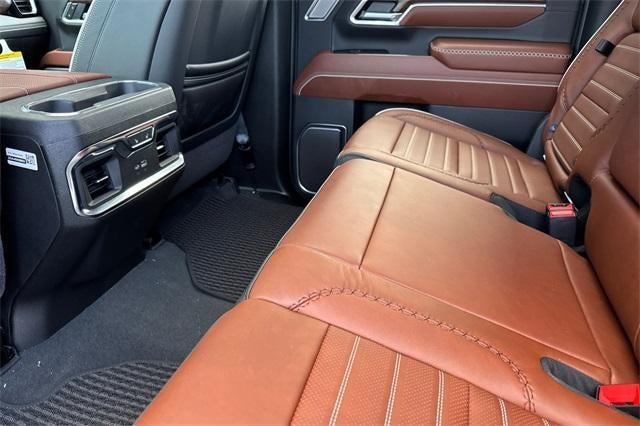 2026 GMC Sierra 3500 HD Denali Ultimate DRW