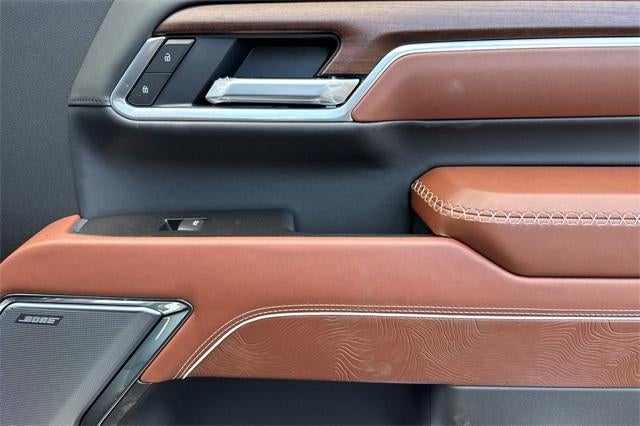 2026 GMC Sierra 3500 HD Denali Ultimate DRW