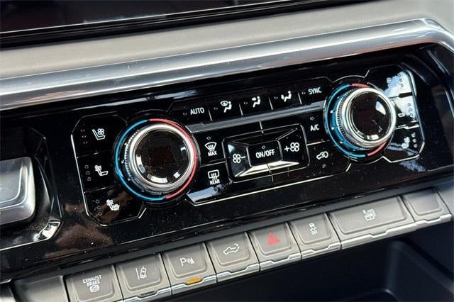 2026 GMC Sierra 3500 HD Denali Ultimate DRW