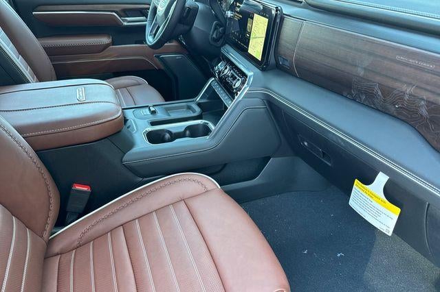 2026 GMC Sierra 3500 HD Denali Ultimate DRW