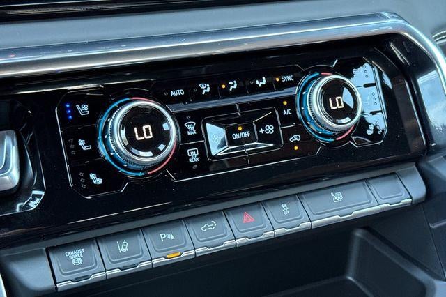 2026 GMC Sierra 3500 HD Denali Ultimate DRW