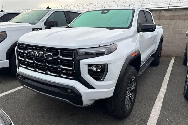 2023 GMC Canyon AT4
