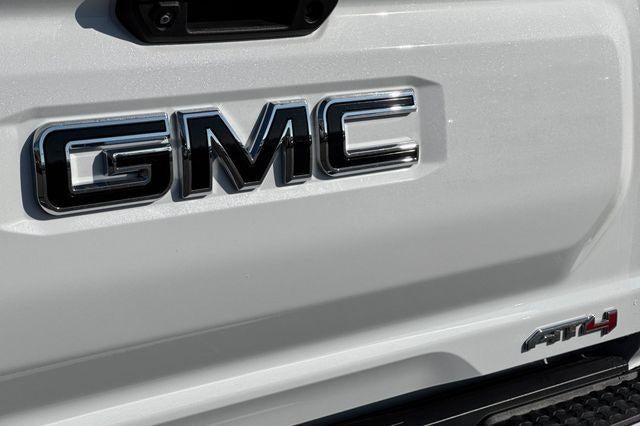 2023 GMC Canyon AT4