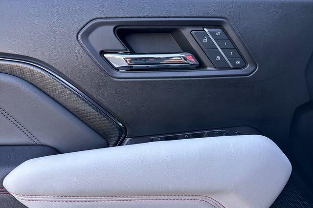 2024 GMC Canyon AT4X