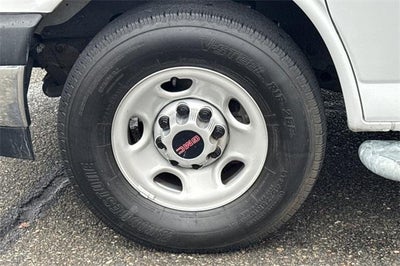 2023 GMC Savana Cargo 2500 Base