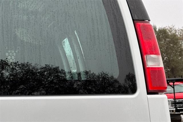 2023 GMC Savana Cargo 2500 Base