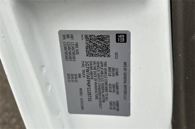 2023 GMC Savana Cargo 2500 Base