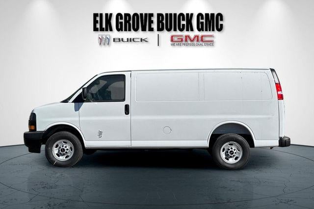 2026 GMC Savana Cargo Base