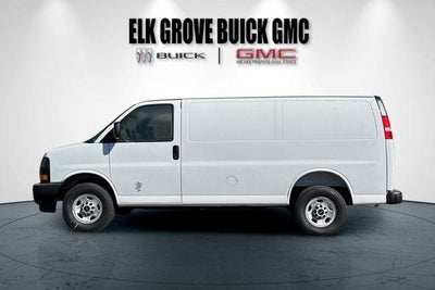 2026 GMC Savana Cargo Base
