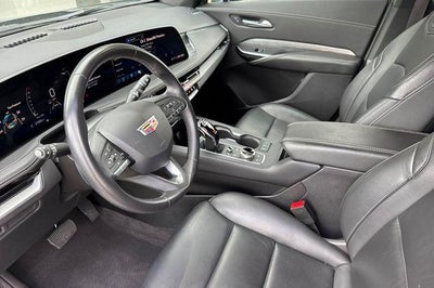 2024 Cadillac XT4 Premium Luxury