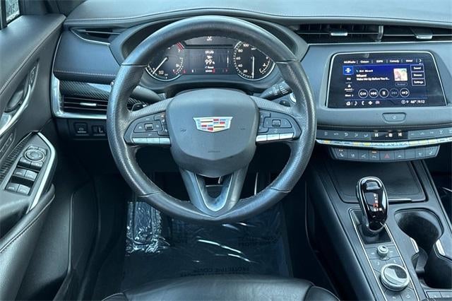 2022 Cadillac XT4 Sport