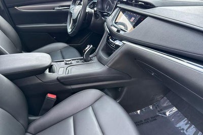 2023 Cadillac XT6 Luxury