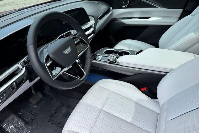 2024 Cadillac LYRIQ Sport 1