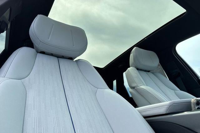 2024 Cadillac LYRIQ Sport 1