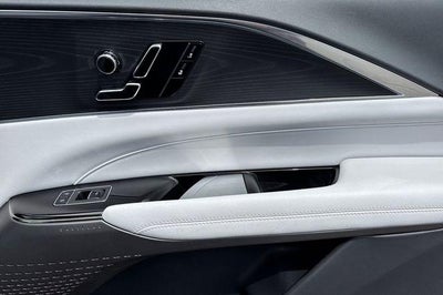 2024 Cadillac LYRIQ Sport 1