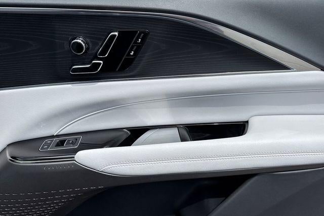 2024 Cadillac LYRIQ Sport 1