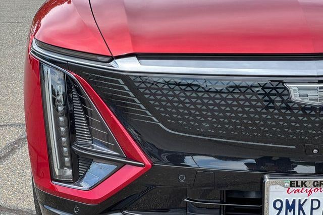 2024 Cadillac LYRIQ Sport 1