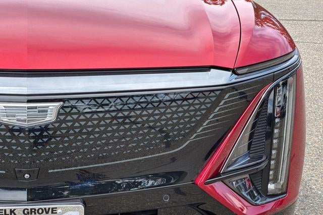2024 Cadillac LYRIQ Sport 1