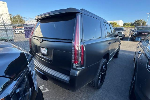 2019 Cadillac Escalade Platinum