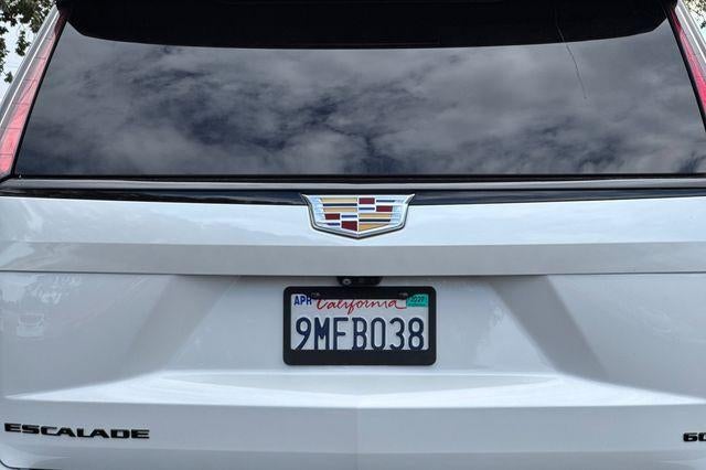 2022 Cadillac Escalade Sport