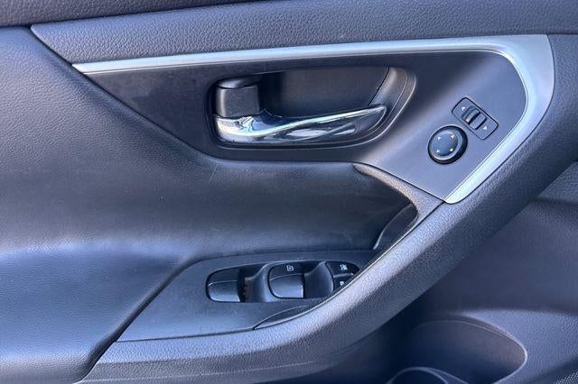 2016 Nissan Altima 2.5 SV