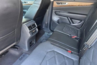 2024 Volkswagen Atlas 2.0T SE w/Technology