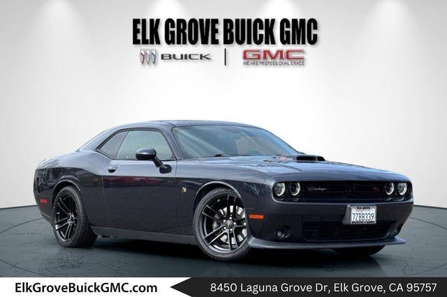 2017 Dodge Challenger 392 Hemi Scat Pack Shaker